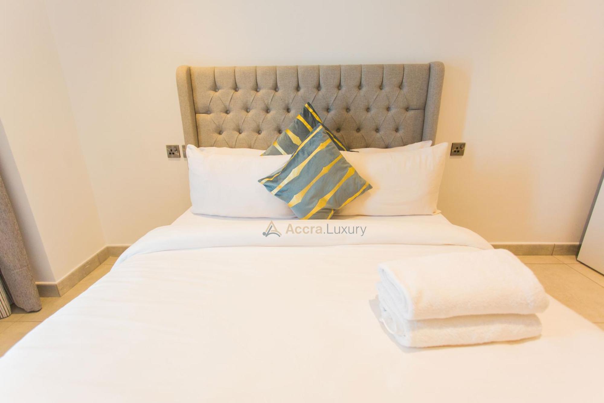 Accra Luxury Apartments @ The Signature エクステリア 写真